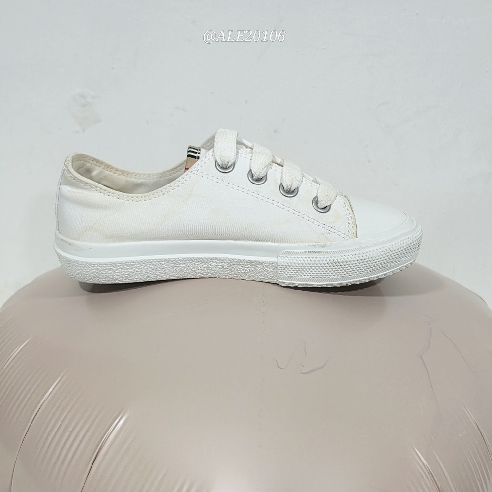 Burberry Kids Larkhall Icon Stripe Logo Sneakers in size EU 28 - Picture 10 of 17